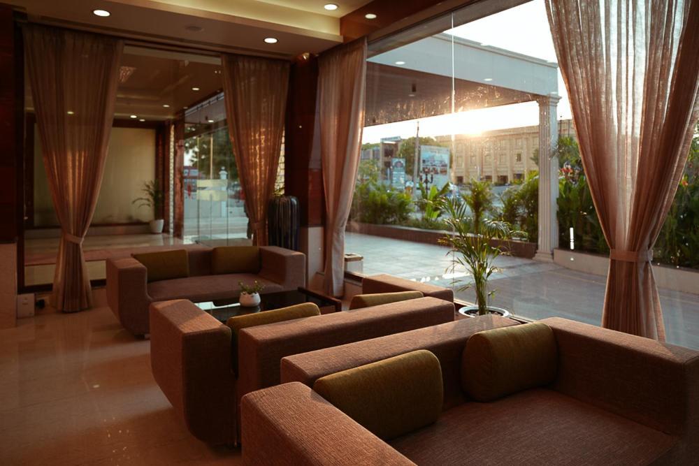 Ramee The Srinivas Palace Bhuj Εξωτερικό φωτογραφία